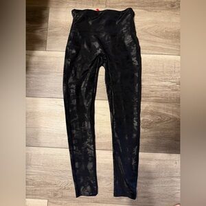 SPANX Dark Patterned Leggings